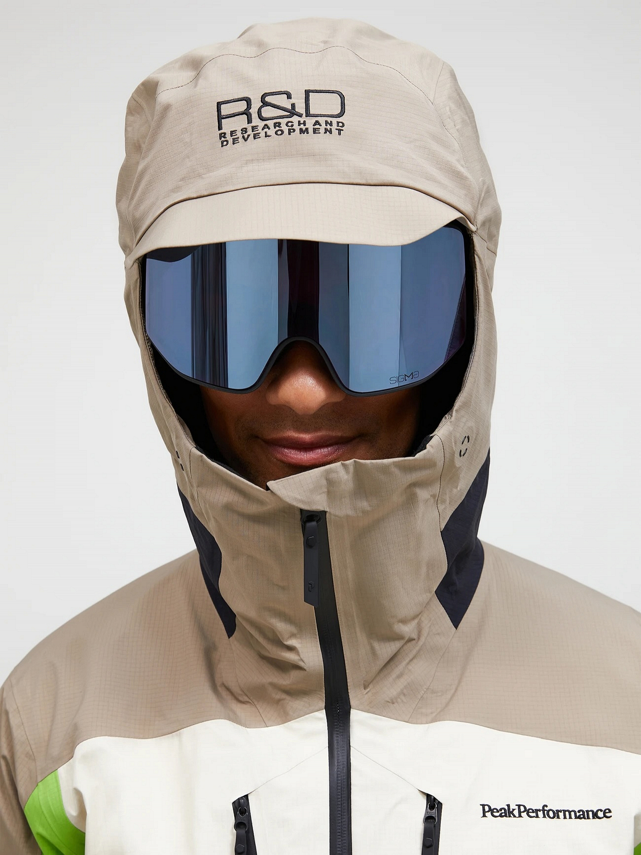 M Vertical Gore-Tex Pro Jacket (FW24) - Peak Performance